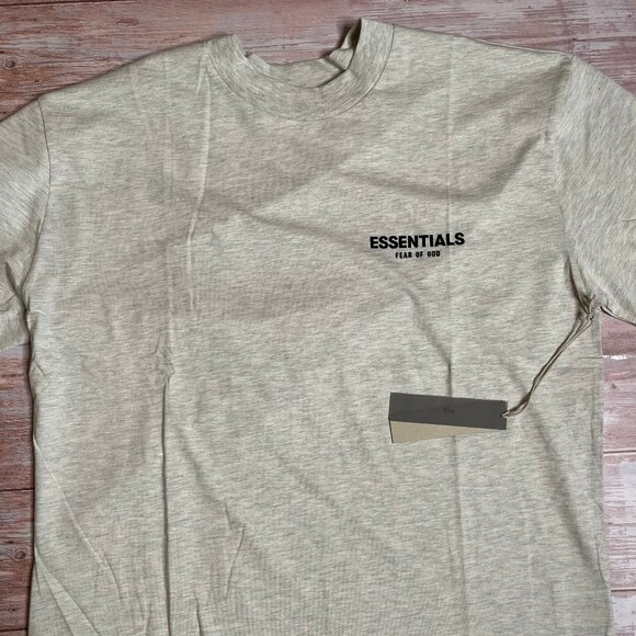 ESSENTIALS FOG SHIRT 2022 | COLOR LIGHT OATMEAL | SIZE L | OVERSIZED | NWT - Picture 1 of 3